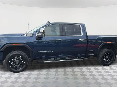 Used 2021 GMC Sierra 2500 Denali w/ Denali Ultimate Package AWD/4WD image 8