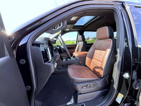 Certified 2026 GMC Sierra 1500 Denali Ultimate AWD/4WD image 10