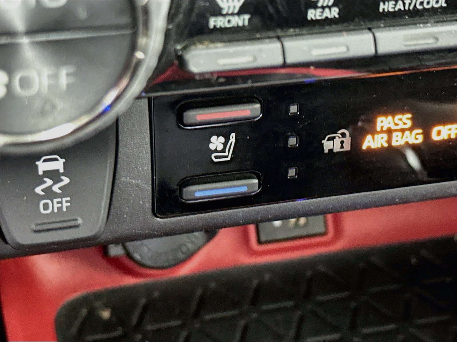 Certified 2023 Toyota RAV4 TRD Off-Road w/ TRD Off-Road Weather Package AWD/4WD image 20