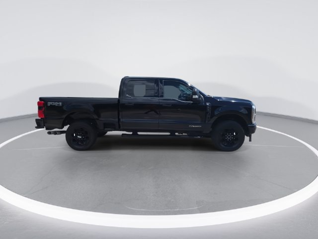 Used 2024 Ford F250 XLT w/ Black Appearance Package AWD/4WD image 2