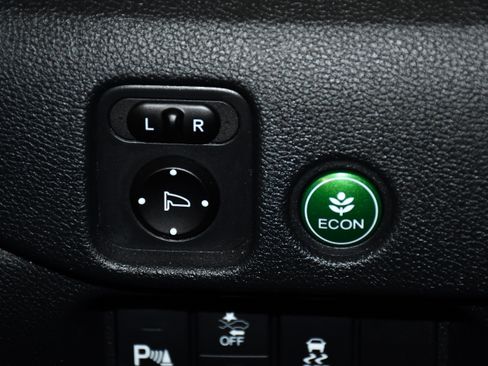 Used 2020 Honda Pilot Touring image 35