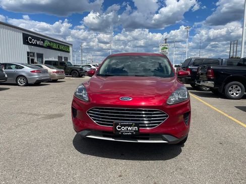 Used 2020 Ford Escape SE AWD/4WD image 3