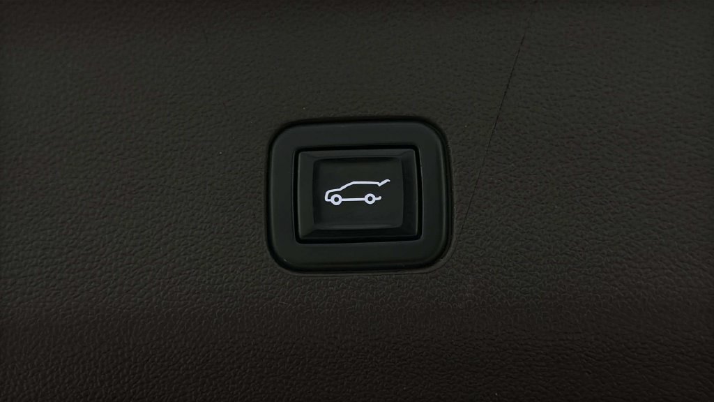Used 2022 GMC Yukon Denali AWD/4WD image 10