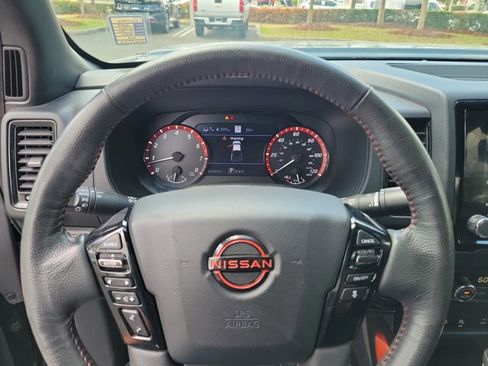 Used 2022 Nissan Frontier Pro-X RWD image 22