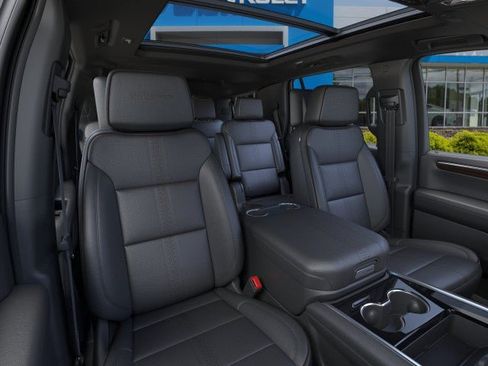 New 2026 Chevrolet Tahoe High Country AWD/4WD image 16