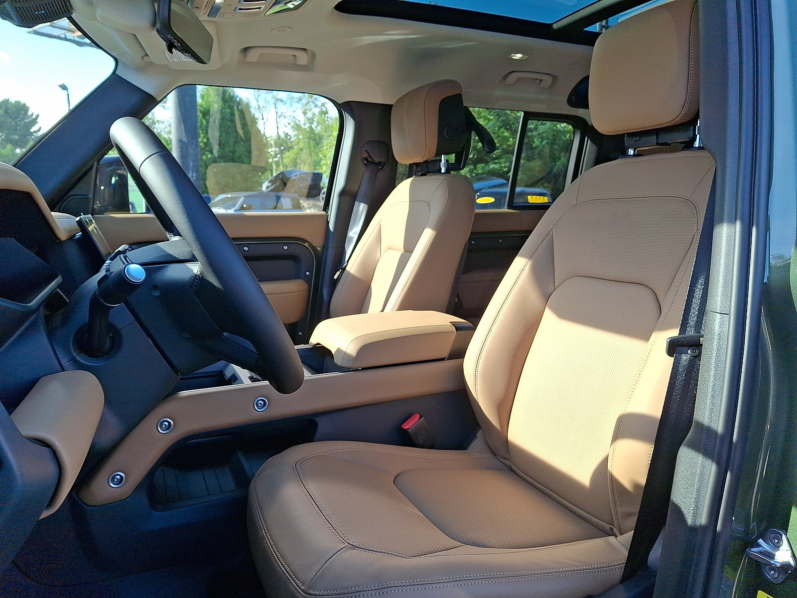 New 2026 Land Rover Defender 110 S AWD/4WD image 9
