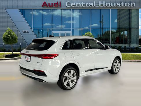 New 2025 Audi Q5 Premium Plus image 9