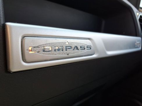 Used 2016 Jeep Compass Sport FWD image 27