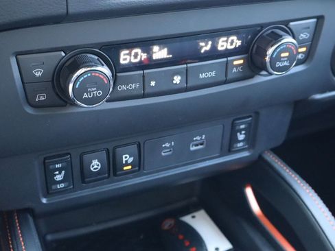 Used 2023 Nissan Frontier Pro-X w/ Pro-X Premium Package RWD image 25