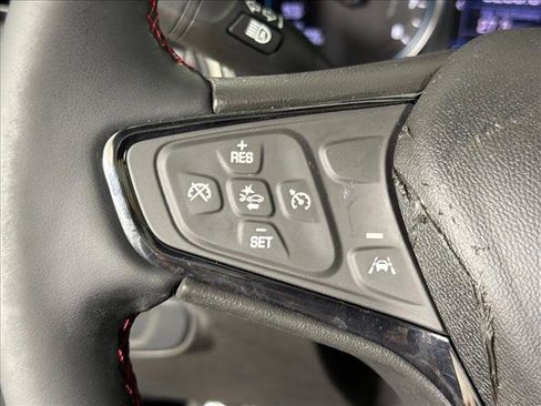 Used 2023 Chevrolet Equinox RS FWD image 26