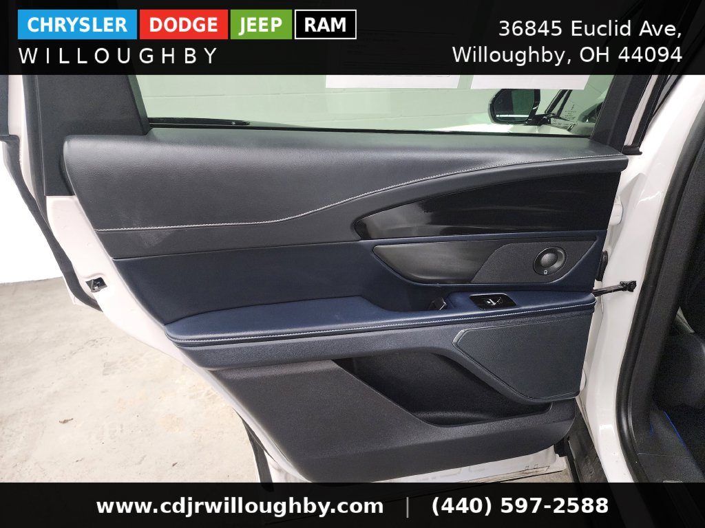 Used 2024 Lincoln Nautilus Reserve w/ Equipment Group 202A AWD/4WD image 28