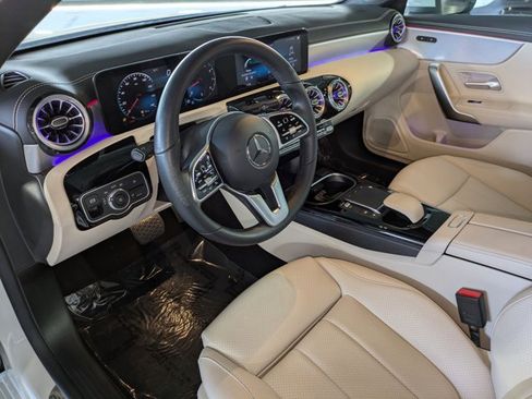 Certified 2022 Mercedes-Benz CLA 250 image 10