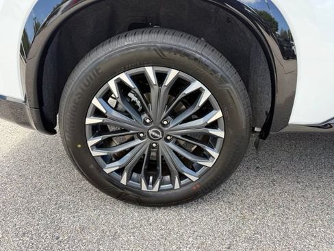 Certified 2026 Nissan Rogue Platinum AWD/4WD image 14