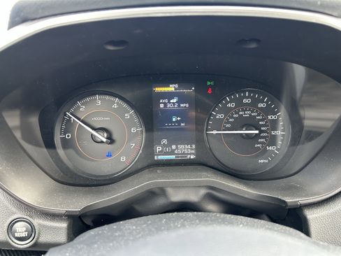 Used 2020 Subaru Crosstrek 2.0i Premium w/ Moonroof Package 2 image 11