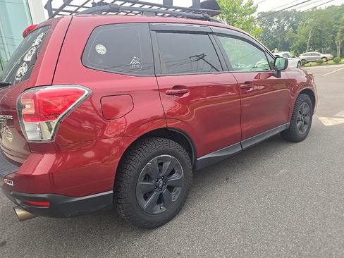 Used 2018 Subaru Forester 2.5i w/ Alloy Wheel Package AWD/4WD image 10