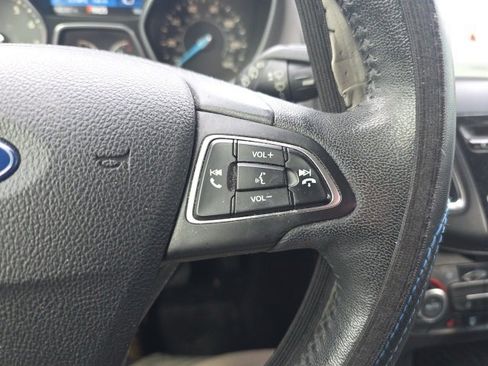 Used 2016 Ford Focus Titanium w/ Titanium Technology Package image 15