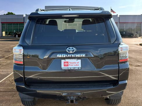 Used 2022 Toyota 4Runner SR5 Premium AWD/4WD image 6