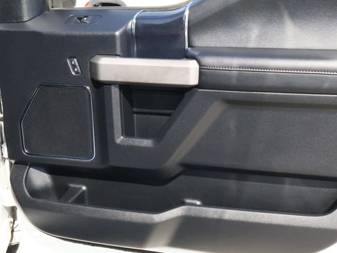 Used 2021 Ford F250 Platinum w/ FX4 Off-Road Package image 22