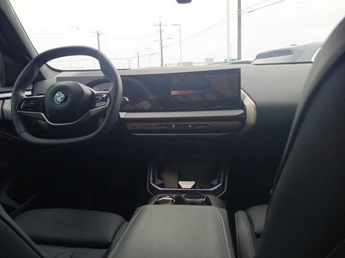 Used 2025 BMW X3 xDrive30i AWD/4WD image 14