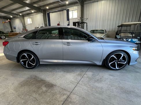 Used 2022 Honda Accord Sport Special Edition image 8