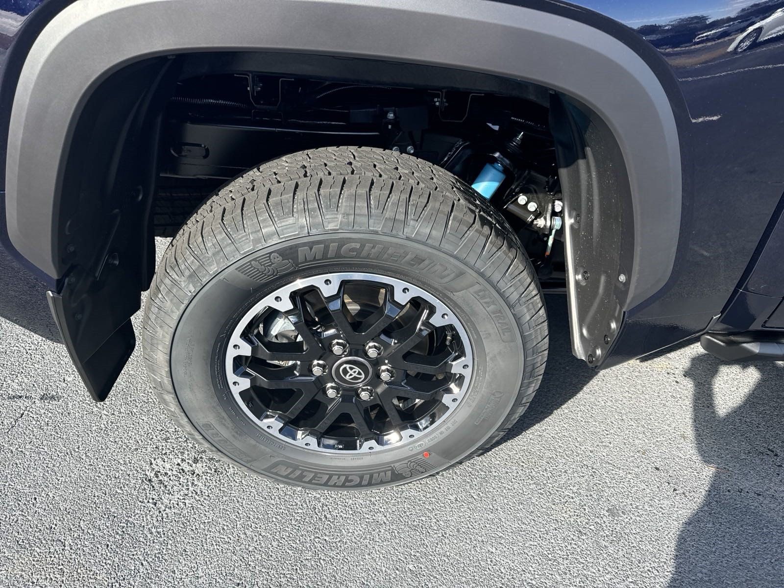 New 2025 Toyota Tundra SR5 w/ TRD Off-Road Package AWD/4WD image 11