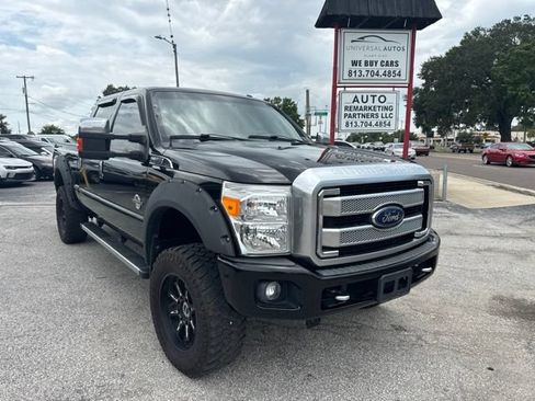 Used 2016 Ford F350 Platinum w/ Platinum Package AWD/4WD image 3