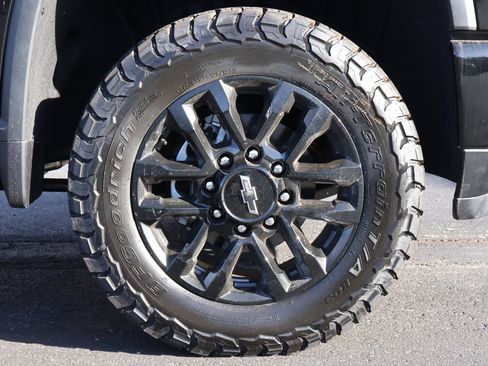 New 2026 Chevrolet Silverado 2500 High Country w/ Midnight Edition AWD/4WD image 24