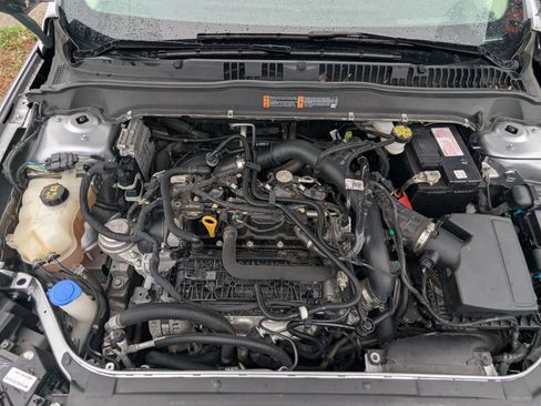 Used 2020 Ford Fusion SEL FWD image 24