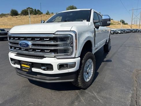 Used 2024 Ford F350 Platinum AWD/4WD image 2