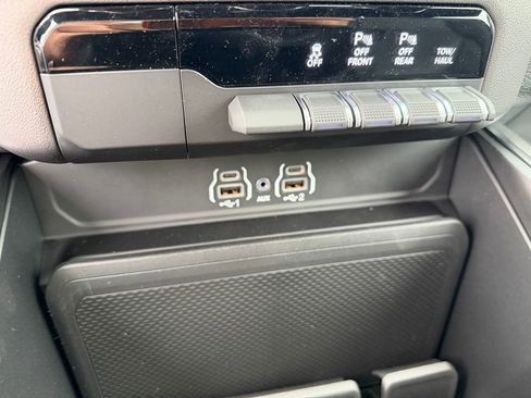 New 2025 RAM 1500 Big Horn image 25