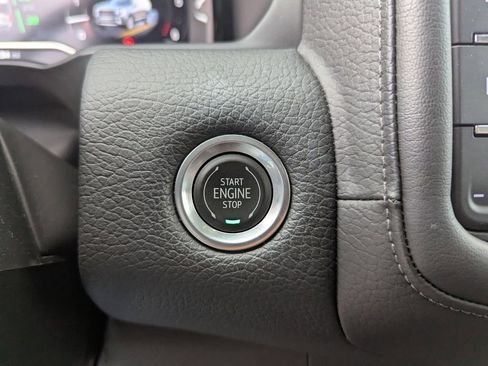 Certified 2023 GMC Yukon Denali image 27