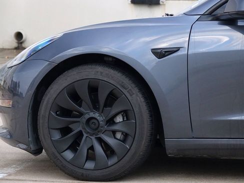 Used 2022 Tesla Model 3 Long Range image 22