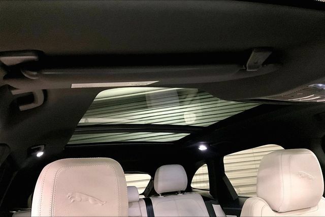 Certified 2026 Jaguar F-PACE R-Dynamic S AWD/4WD image 30
