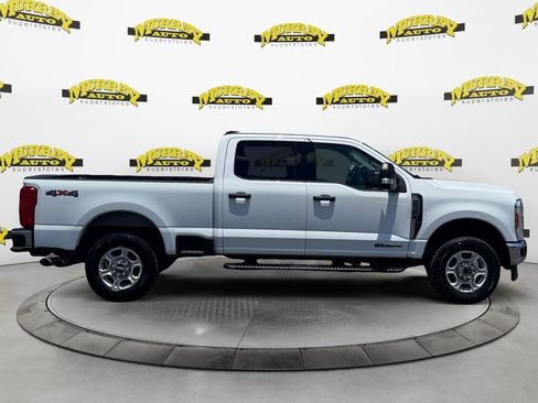 Certified 2025 Ford F250 XLT AWD/4WD image 6