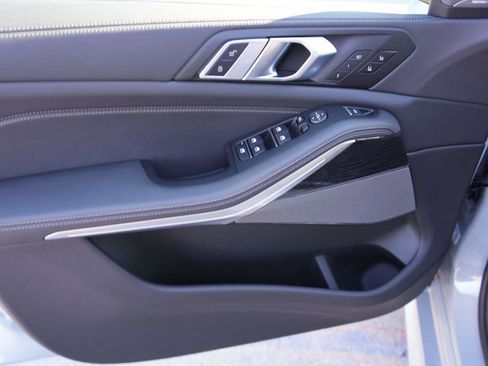 Certified 2026 BMW X5 sDrive40i w/ Executive Package image 12