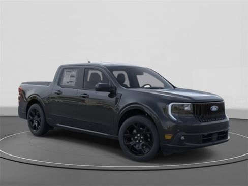 New 2026 Ford Maverick Lobo image 7