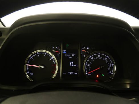 Used 2023 Toyota 4Runner Limited image 18