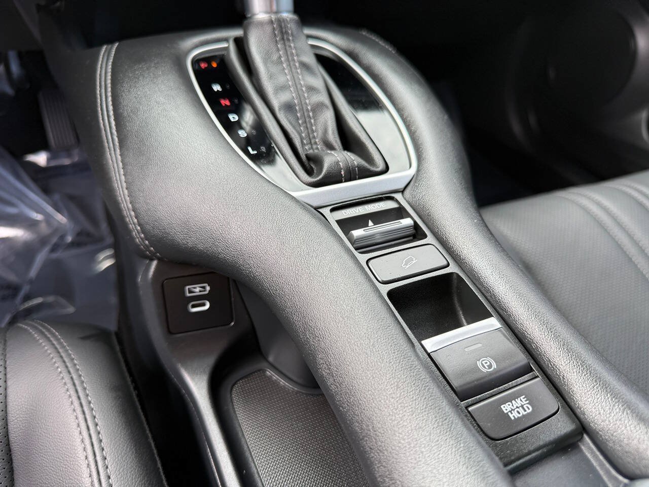 Used 2025 Honda HR-V EX-L image 41