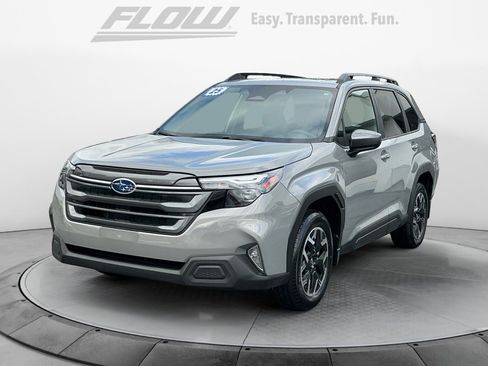 Certified 2025 Subaru Forester Premium image 3