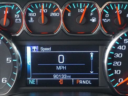 Used 2017 Chevrolet Silverado 1500 LT w/ All Star Edition image 39