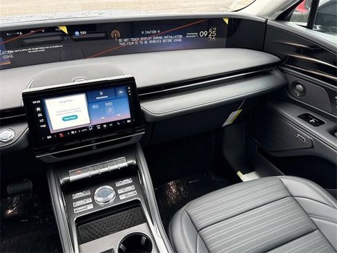 New 2026 Lincoln Nautilus Reserve w/ Jet Appearance Package image 15