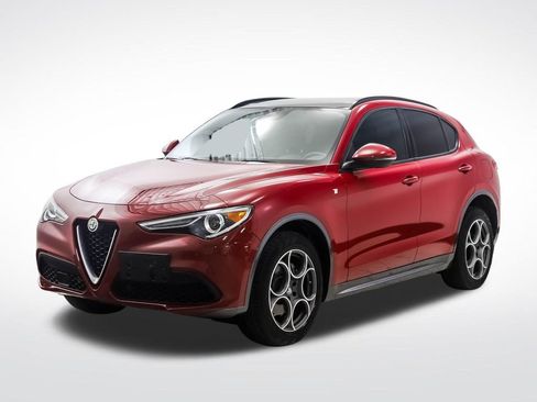 Used 2022 Alfa Romeo Stelvio Ti AWD/4WD image 1
