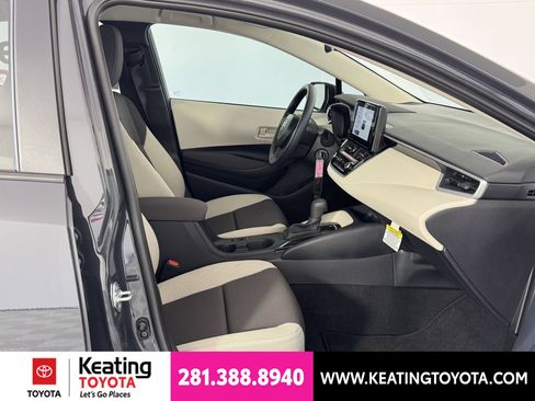 Used 2026 Toyota Corolla LE FWD image 22