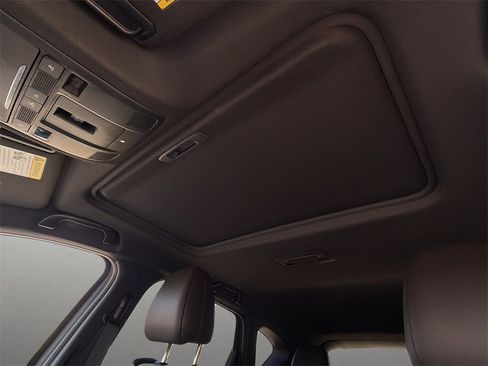 Used 2023 MAZDA CX-5 Signature image 32