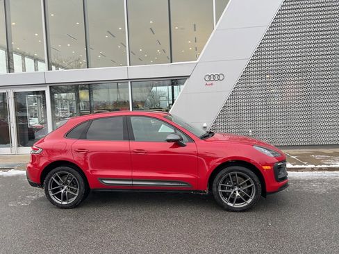 Used 2025 Porsche Macan Turbo image 16