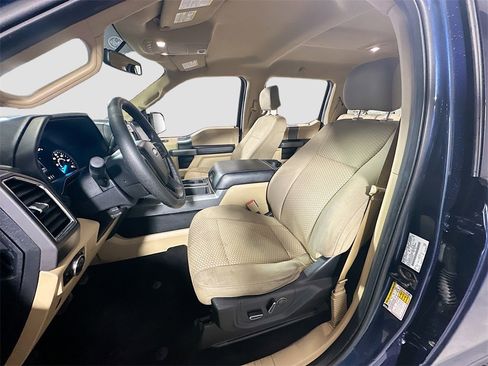 Used 2016 Ford F150 XLT w/ Equipment Group 302A Luxury image 19