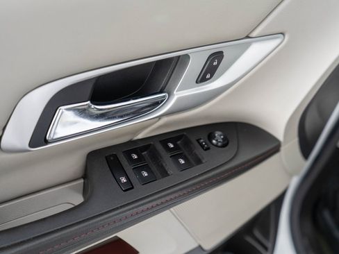 Used 2013 GMC Terrain SLE image 20