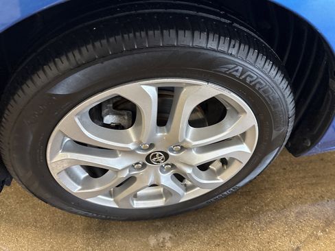 Used 2017 Toyota Yaris iA image 8