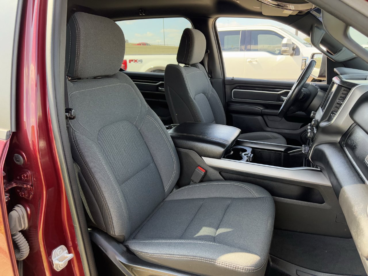 Used 2021 RAM 1500 2WD Crew Cab image 30