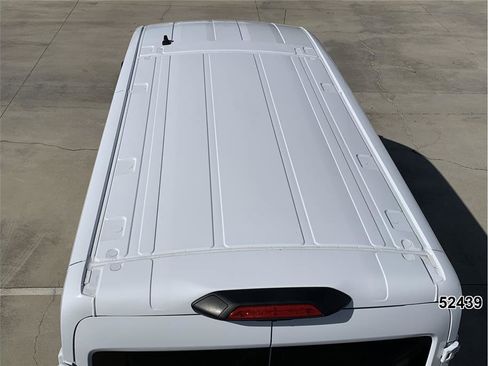 Used 2024 Ford Transit 250 148 Medium Roof w/ Load Area Protection Package image 8